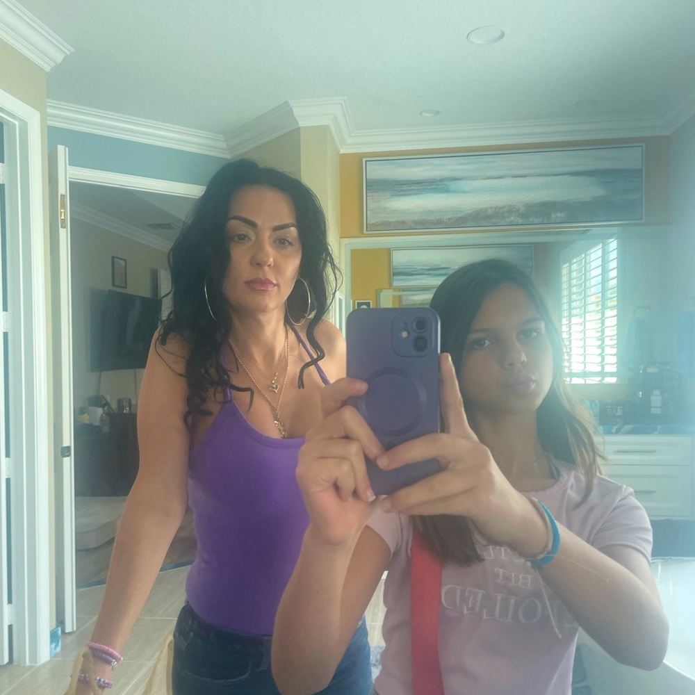 Meet your Posher, Stephanie